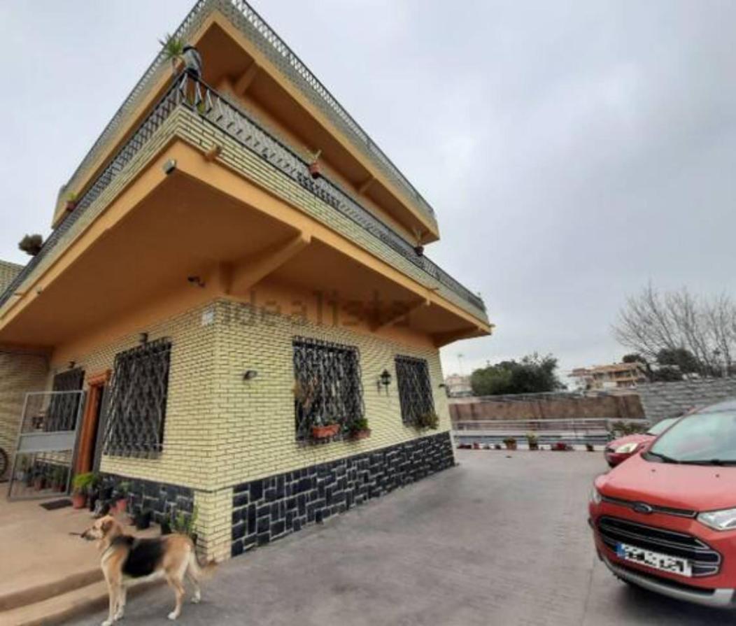 Aires De Campo Picassent Exterior photo